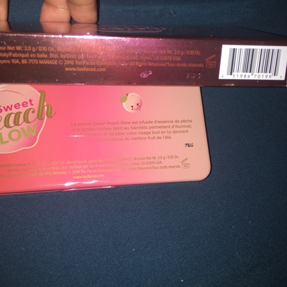 Too faced sweet peach glow - Picture 3 of 4